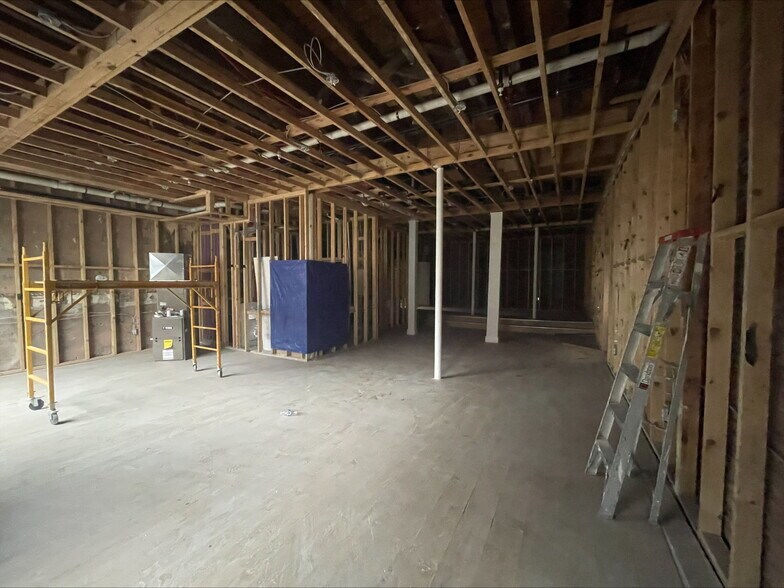 More Photos Of 41-43 Victoria Ave, Newark Apartments For Lease