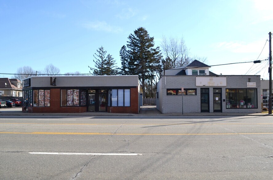 Primary Photo Of 512 Reservoir Ave, Cranston Freestanding For Sale