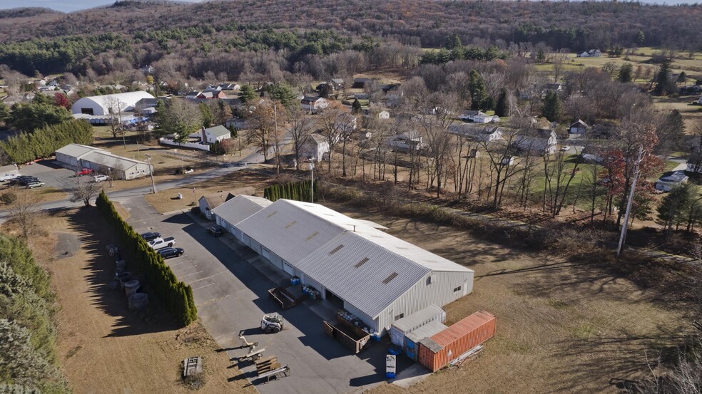 More Photos Of 16 Arthur St, Easthampton Warehouse For Sale