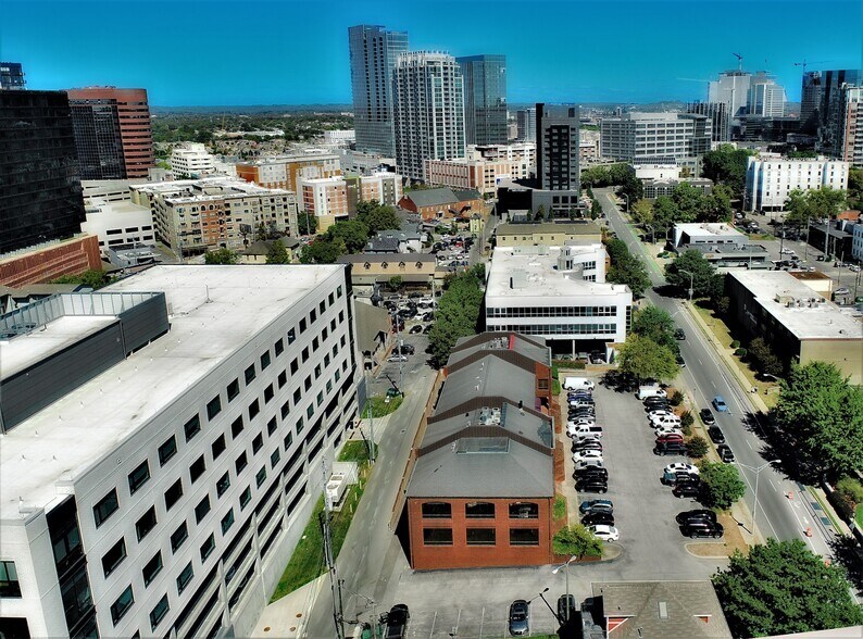 More Photos Of 33 Music Sq W, Nashville Loft Creative Space For Lease