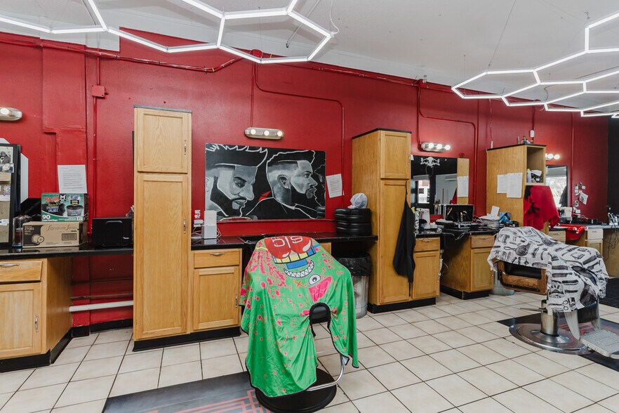 More Photos Of 3117 E 13th St, Wichita Freestanding For Sale