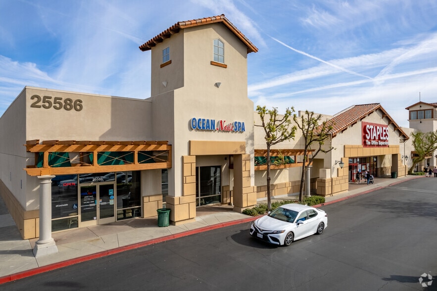 More Photos Of 25450 The Old Rd, Valencia Unknown For Lease