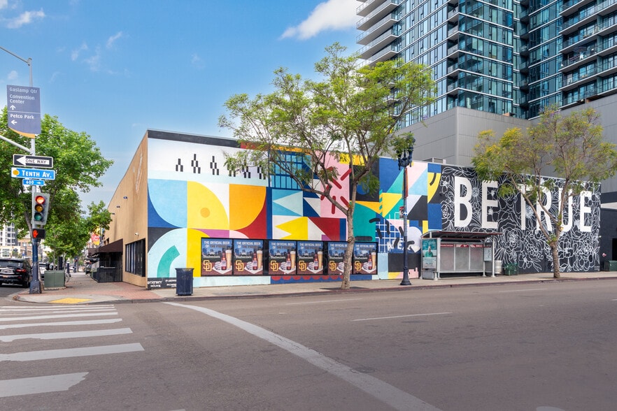 More Photos Of 930 Market St, San Diego Restaurant For Lease