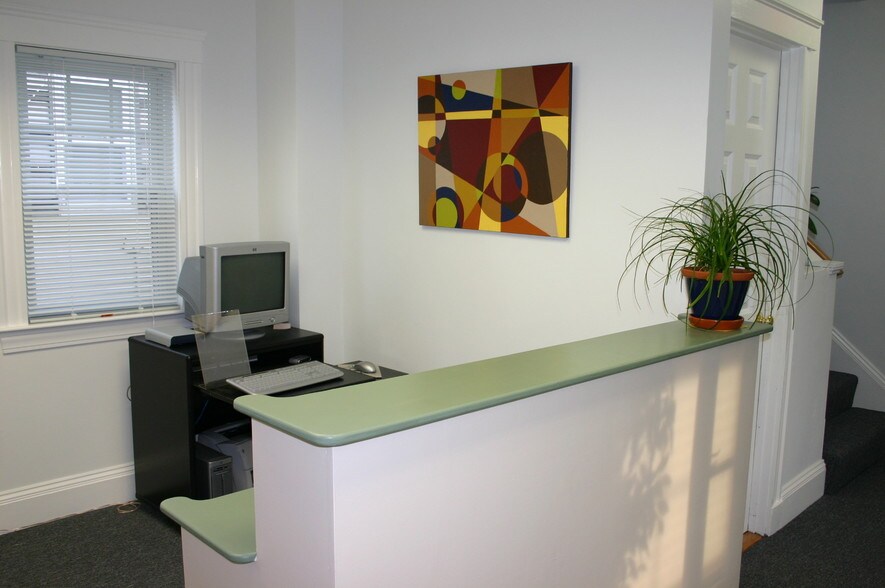 More Photos Of 69 Holmes St, Quincy General Retail For Lease