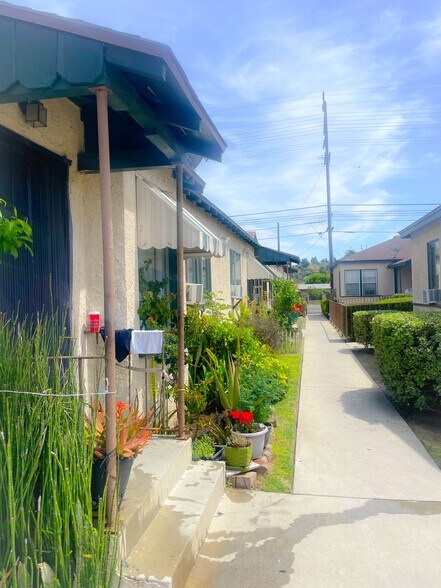 More Photos Of 12937 Van Nuys Blvd, Pacoima Apartments For Sale