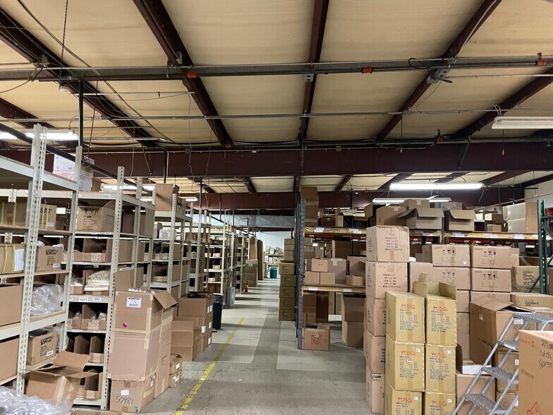 More Photos Of 50 Miry Brook Rd, Danbury Warehouse For Sale