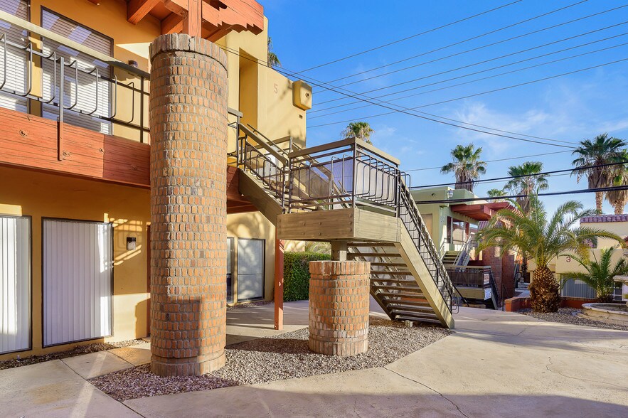 More Photos Of 68487 E Palm Canyon Dr, Cathedral City Office For Lease