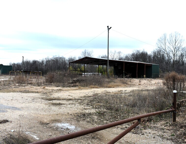 More Photos Of 4040 Northern Blvd, Montgomery Office For Lease