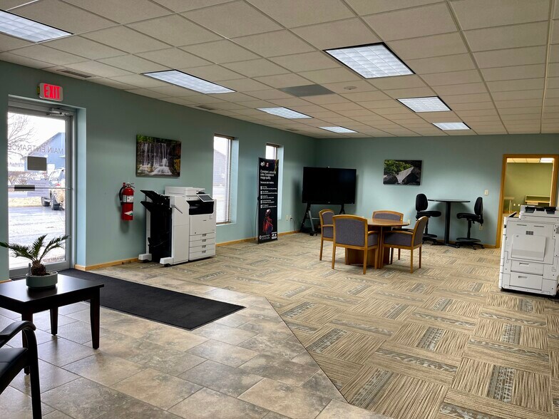 More Photos Of 4510-4520 Progress Dr, Columbus Warehouse For Lease