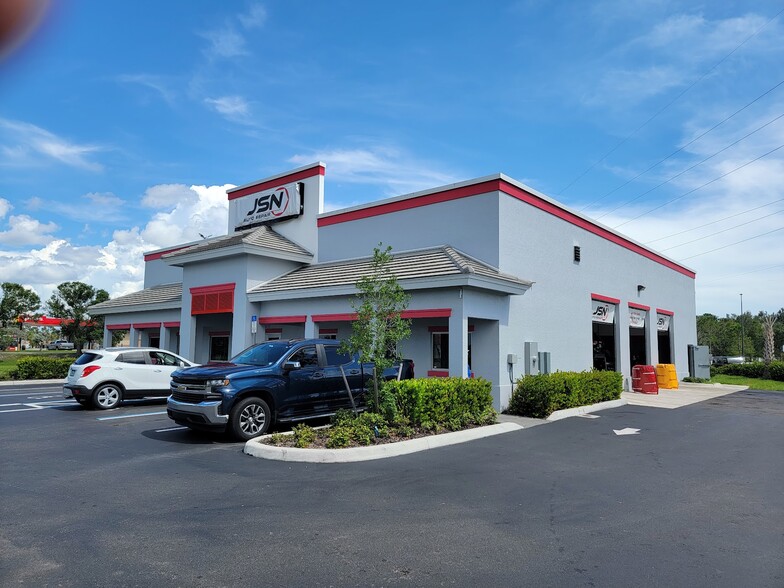 Primary Photo Of 5571 Lee Blvd, Lehigh Acres General Retail For Lease