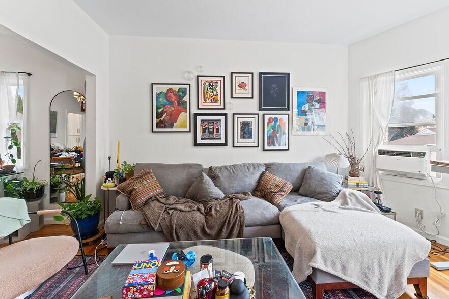More Photos Of 74 Pearl St, Oakland Apartments For Sale
