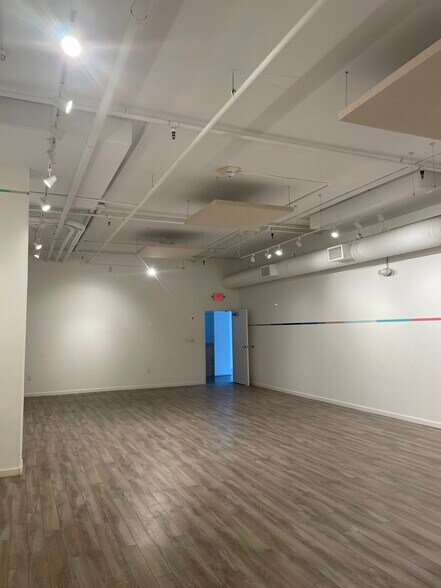 More Photos Of 1030 N Alvarado St, Los Angeles Apartments For Lease