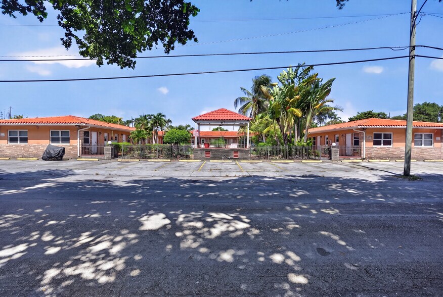 Primary Photo Of 140 SW 30th Ct, Miami Apartments For Sale