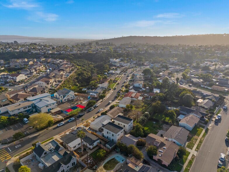 More Photos Of 3580 Hatteras Ave, San Diego Apartments For Sale