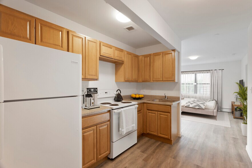 More Photos Of 27 Buchanan Pl, Bronx Apartments For Sale