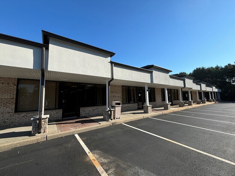 More Photos Of 3443 US Highway 9, Freehold Unknown For Lease