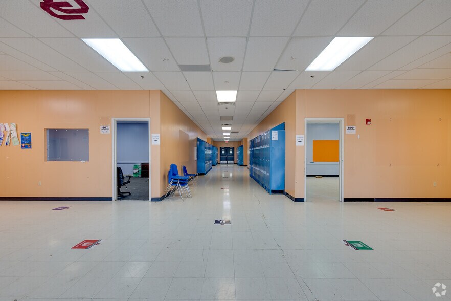 More Photos Of 280 S Memorial Dr, Tulsa Schools For Sale