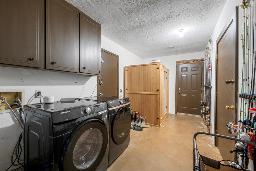 More Photos Of 246 County Road 385, Cleveland Land For Sale