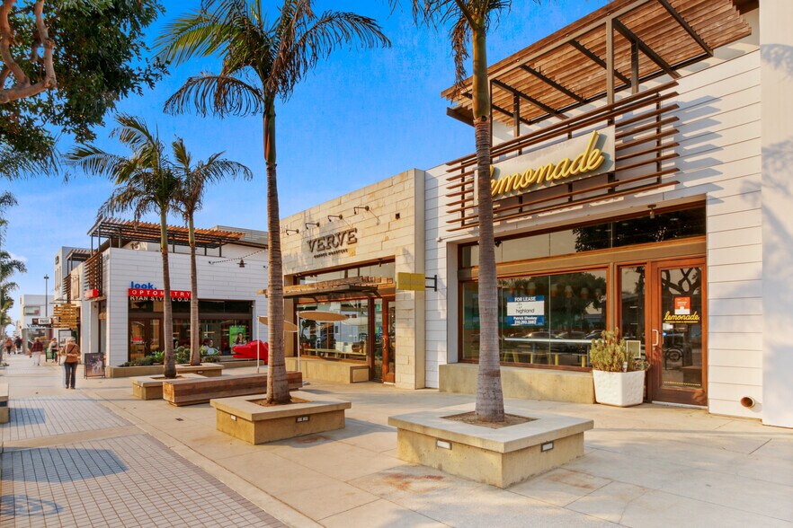 More Photos Of 451 Manhattan Beach Blvd, Manhattan Beach Restaurant For Lease