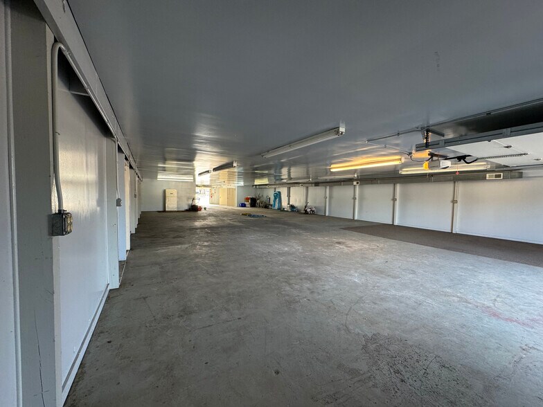 More Photos Of 5020 W 45th Ave, Gary Industrial For Lease