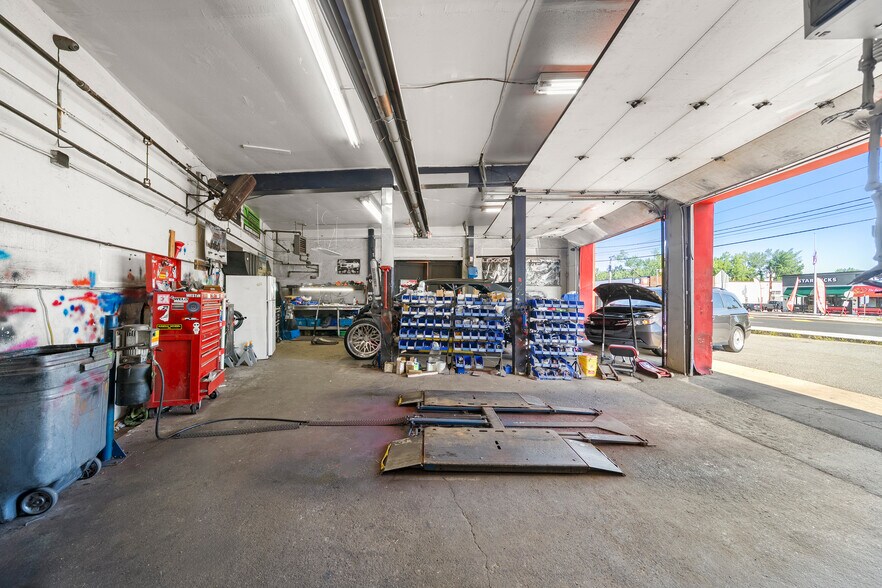 More Photos Of 309 US Highway 46, Little Ferry General Retail For Sale