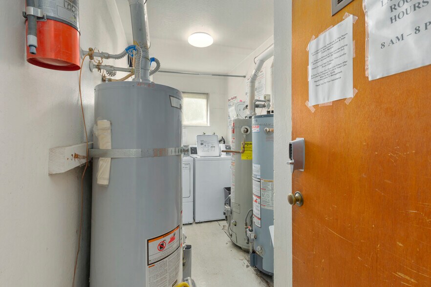 More Photos Of 2003-2005 Berkeley Way, Berkeley Apartments For Sale