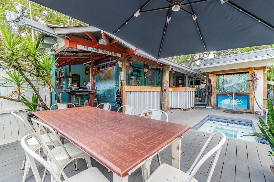 More Photos Of 3109 N Ola Ave, Tampa Hospitality For Sale