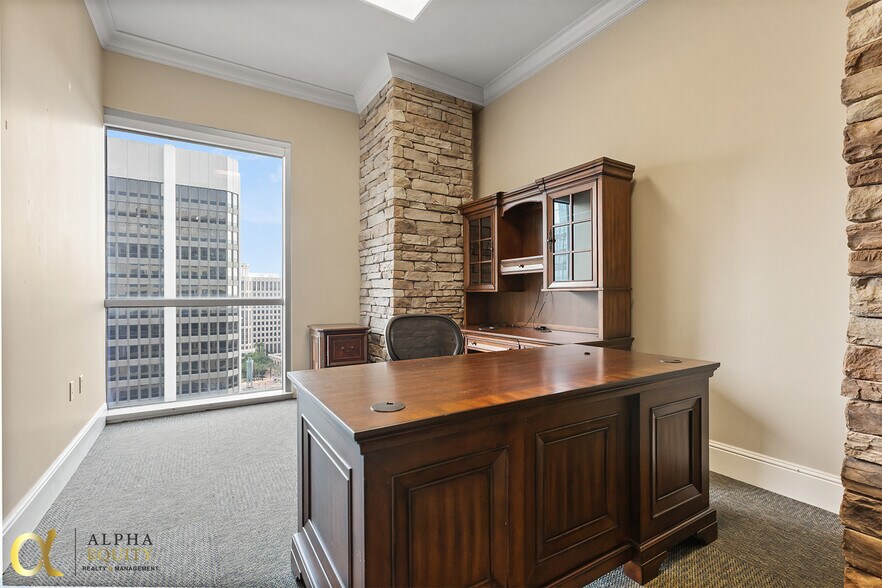 More Photos Of 189 S Orange Ave, Orlando Office Residential For Sale