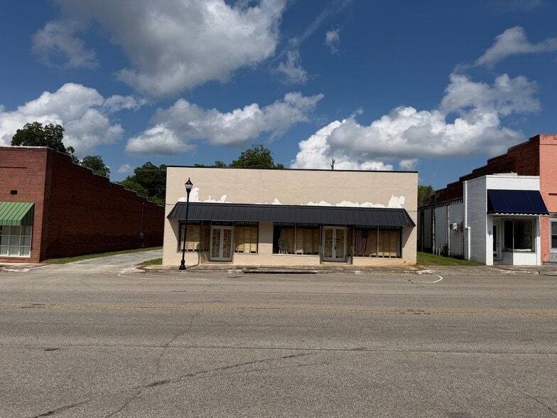 Primary Photo Of 112 N Congress St, Winnsboro Flex For Sale