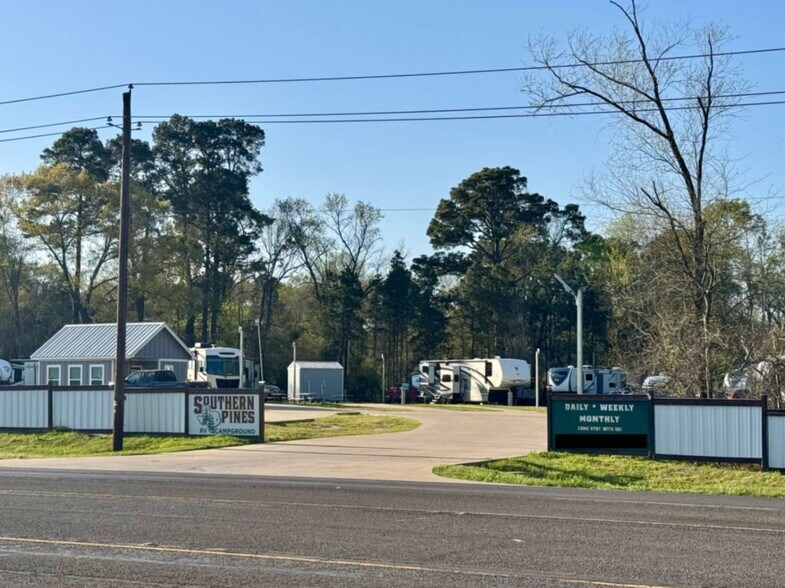 More Photos Of 5264 Ted Trout Dr, Lufkin Trailer Camper Park For Sale