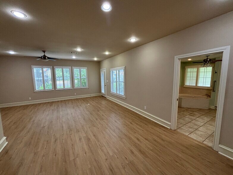 More Photos Of 510 S Church St, Georgetown Office Residential For Sale