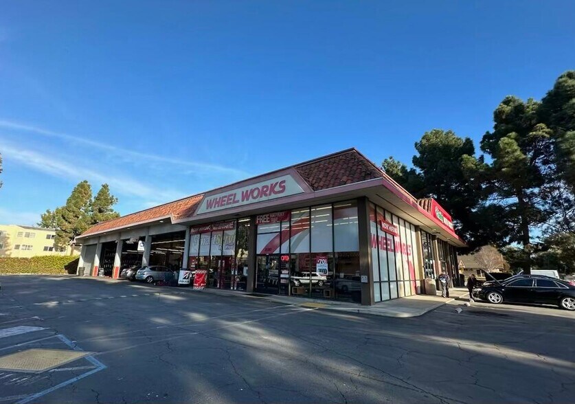 More Photos Of 35382 Newark Blvd, Newark Freestanding For Lease