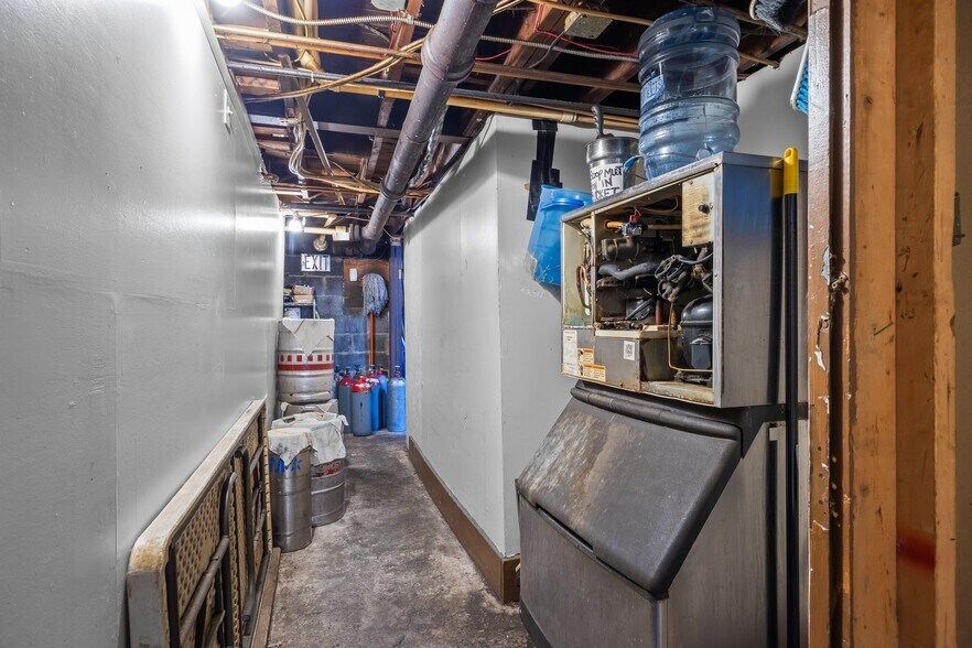 More Photos Of 209 Shewell Ave, Doylestown Restaurant For Sale