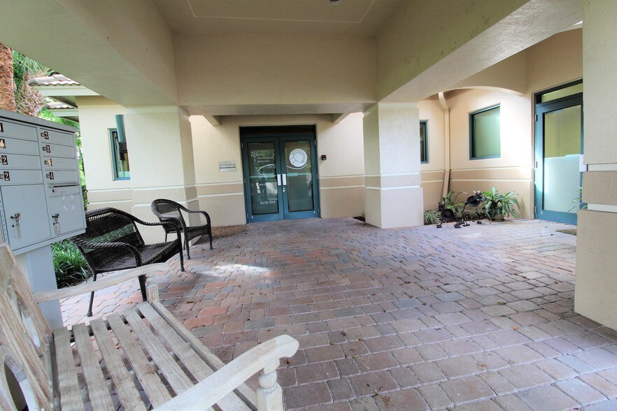 More Photos Of 17100 Royal Palm Blvd, Weston Coworking Space