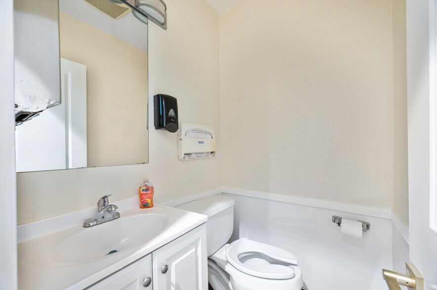 More Photos Of 26510-26516 Crenshaw Blvd, Rolling Hills Medical For Lease