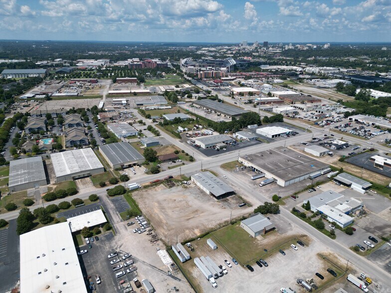 More Photos Of 1401 Old Dairy Dr, Columbia Industrial For Lease