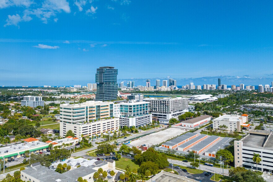More Photos Of 2820 NE 214th St, Aventura Loft Creative Space For Sale