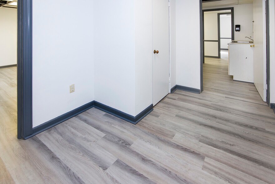 More Photos Of 318 S South St, Gastonia Office For Lease