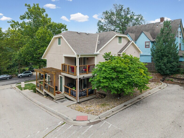 More Photos Of 3612 Bell St, Kansas City Multifamily For Sale