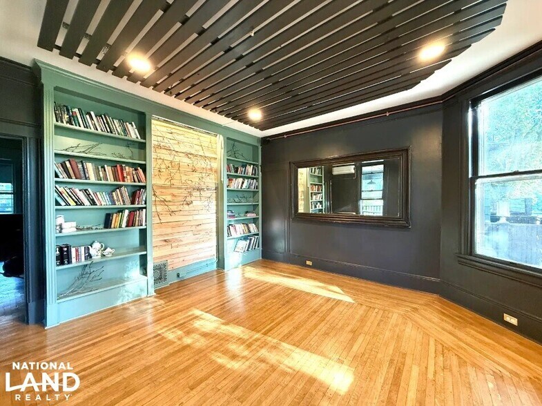More Photos Of 4 S 1st St, Denton Specialty For Sale