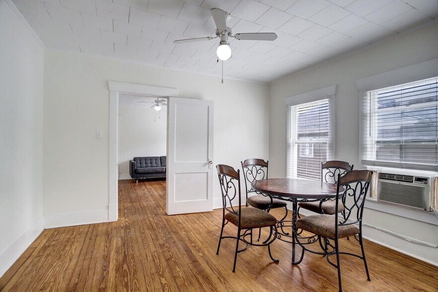 More Photos Of 1847 Harvard St, Houston Apartments For Sale
