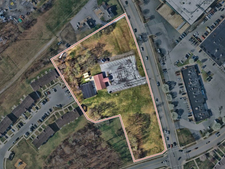 More Photos Of 914 Middle River Rd, Middle River Religious Facility For Sale