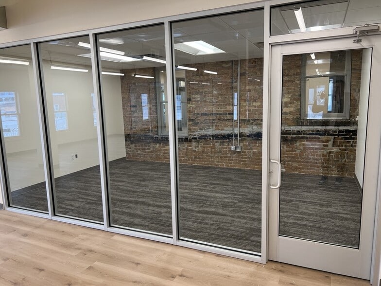 More Photos Of 55-65 N University Ave, Provo Office For Lease