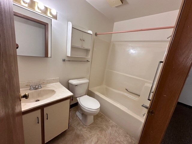 More Photos Of 223 N 4th St, Black River Falls Apartments For Sale