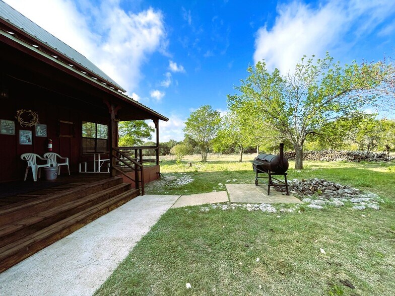 More Photos Of 1400 Greer ln, Burnet Land For Sale