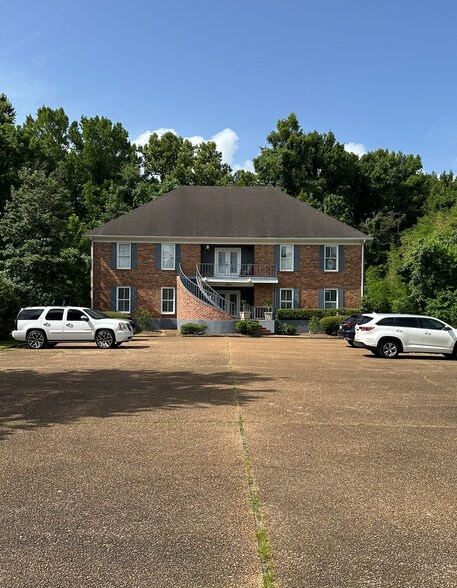 More Photos Of 1911 Dunbarton Dr, Jackson Office For Sale