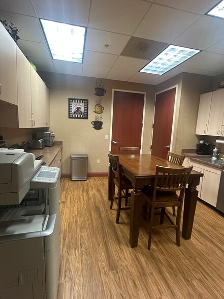 More Photos Of 1675 Market St, Weston Unknown For Lease