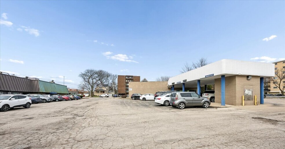 More Photos Of 334 Des Plaines Ave, Forest Park Land For Lease