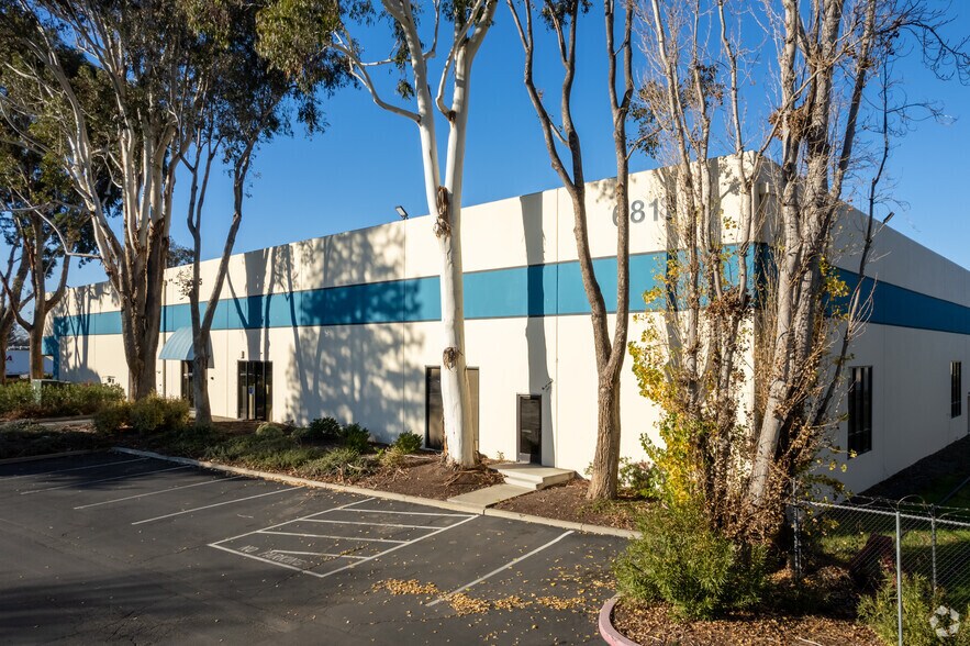 More Photos Of 6818 Patterson Pass Rd, Livermore Warehouse For Lease