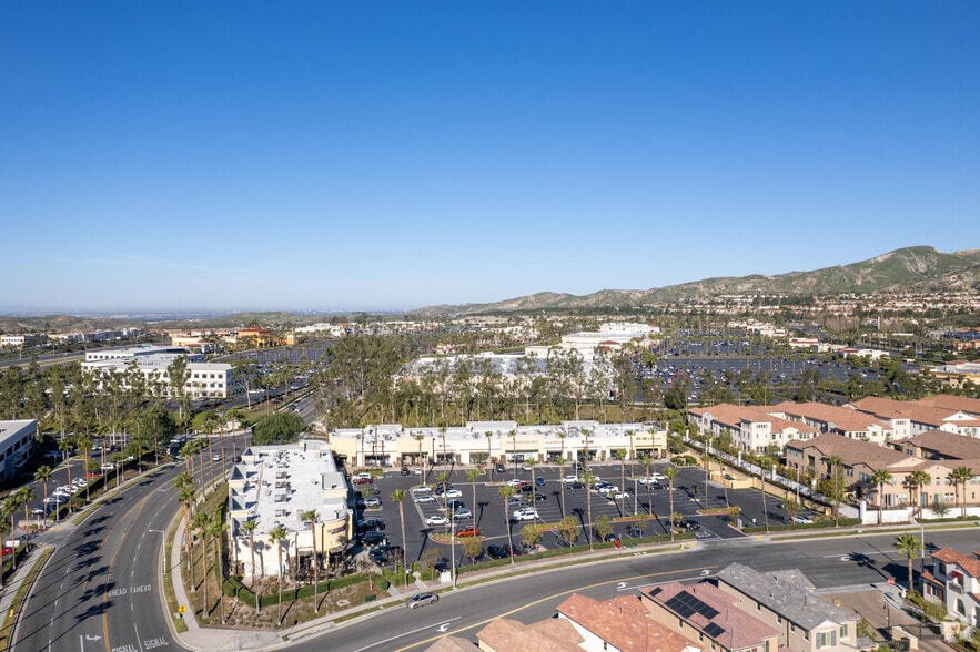 More Photos Of 41 Auto Center Dr, Lake Forest Unknown For Lease